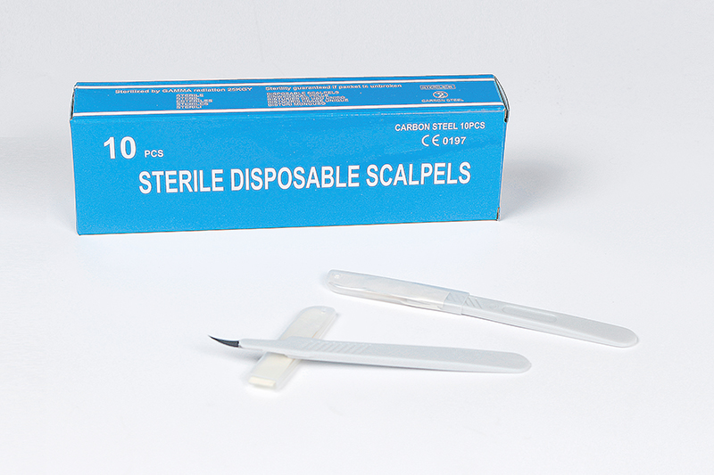 Disposable Carbon Steel Surgical Blades With Plastic Handle